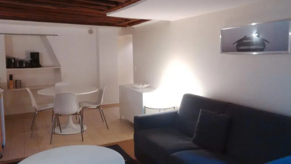 Apartment Bridgestreet Le Marais - Les Halles - Republique Paris