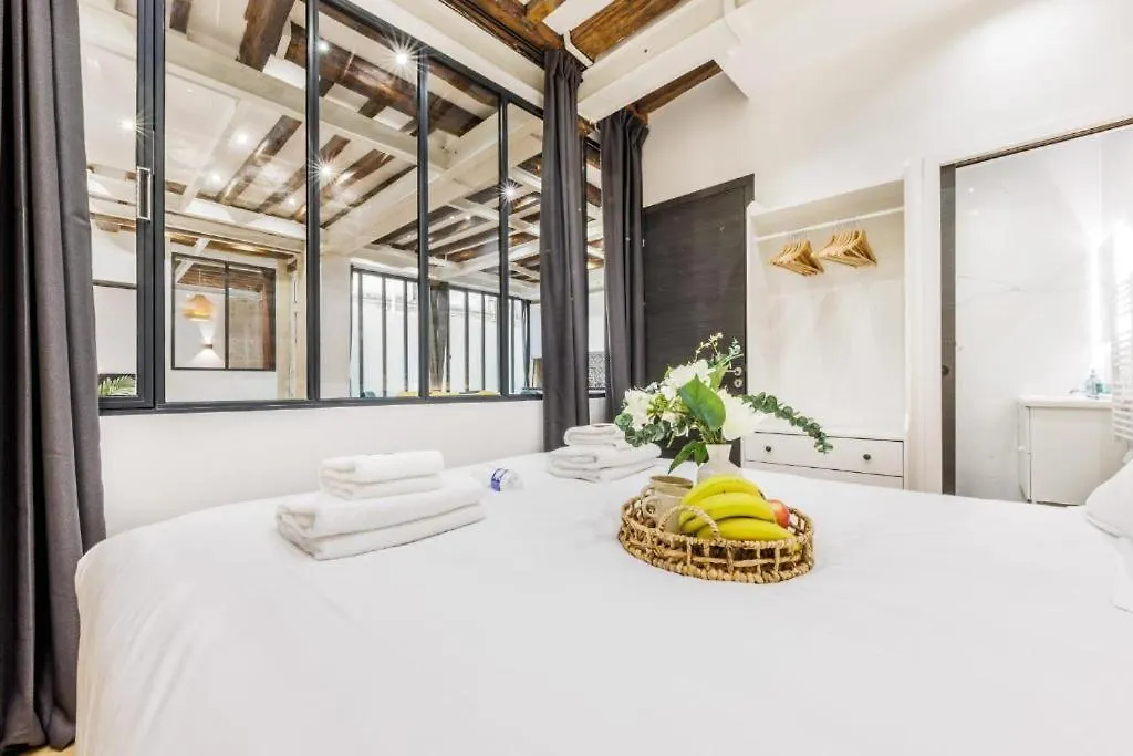 Bridgestreet Le Marais - Les Halles - Republique Paris Apartment